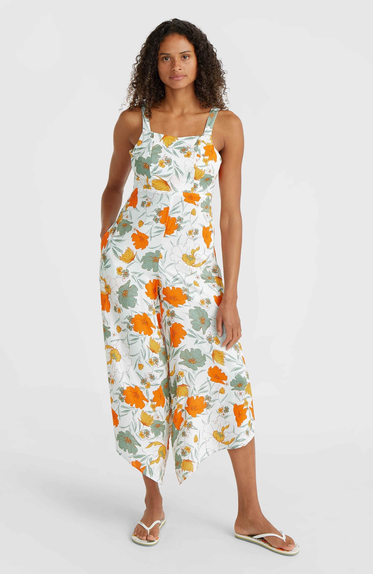 Alba jumpsuit | White Bluemchen