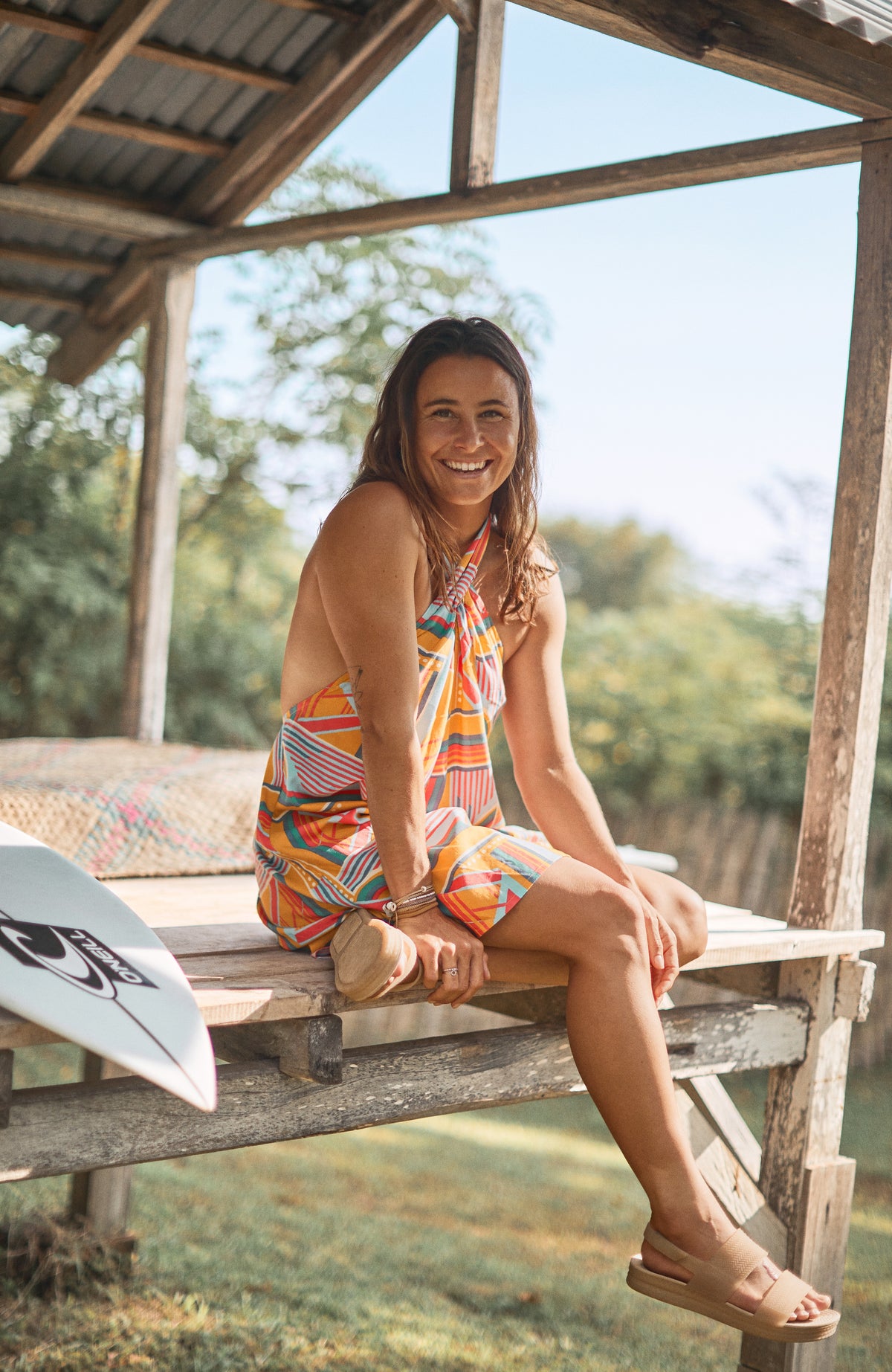 Naima Women of the Wave jurk | Yellow Art Geo