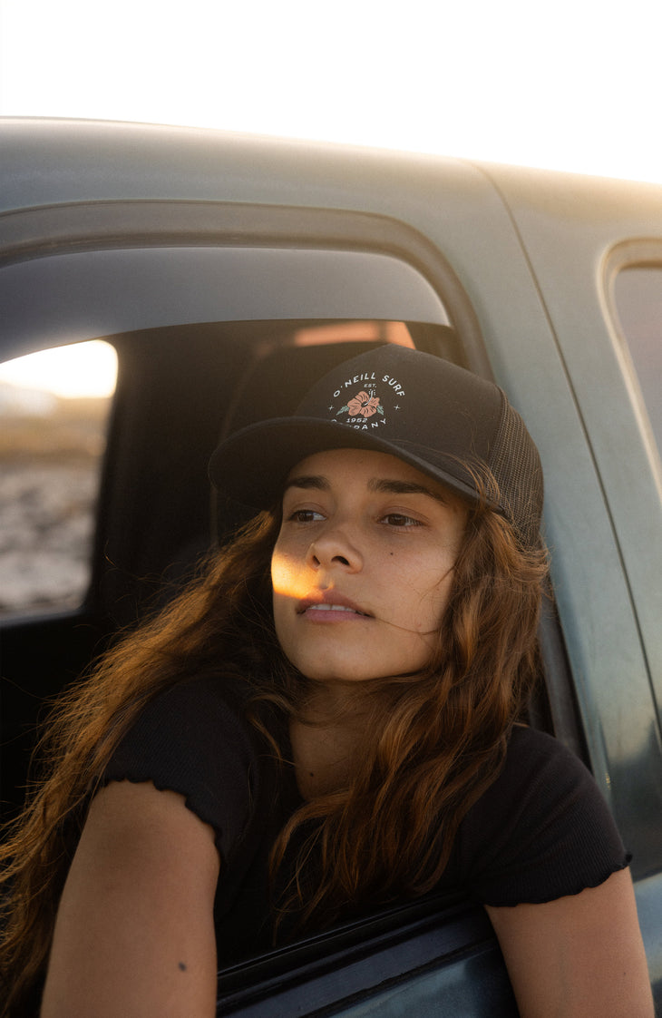 Seacoast Truckerpet | Black Out