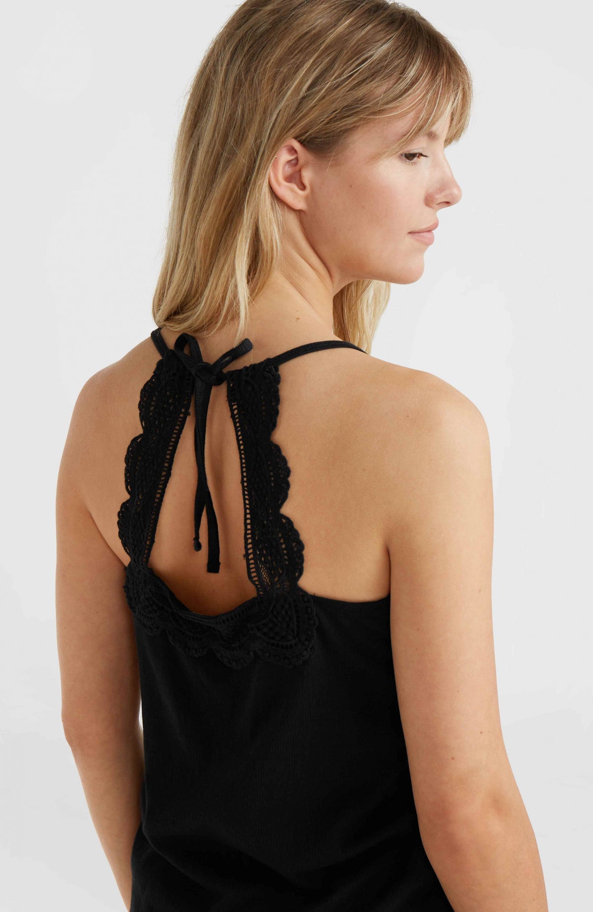 Essentials Ava tanktop met kant | Black Out