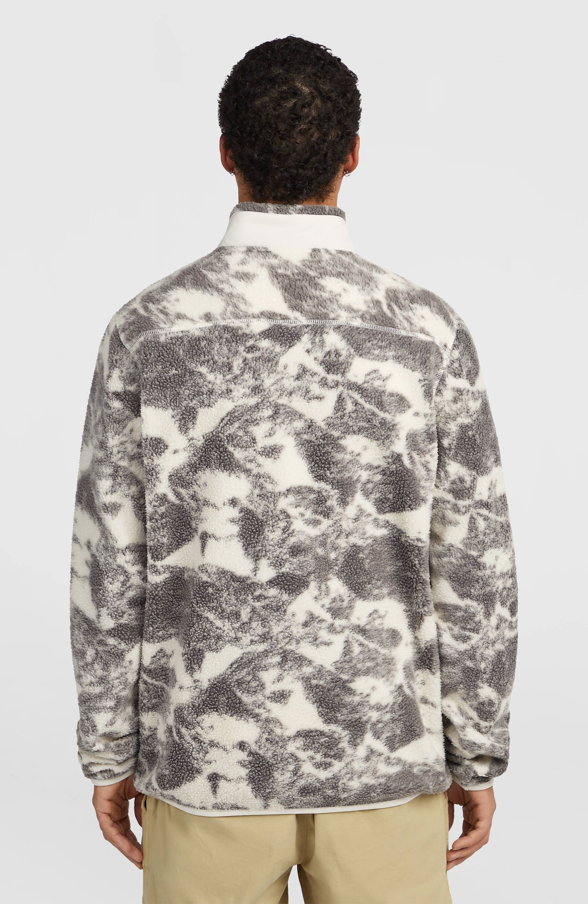 Must-Have High-Pile fleecevest met volledige rits | Grey Mountain Landscape