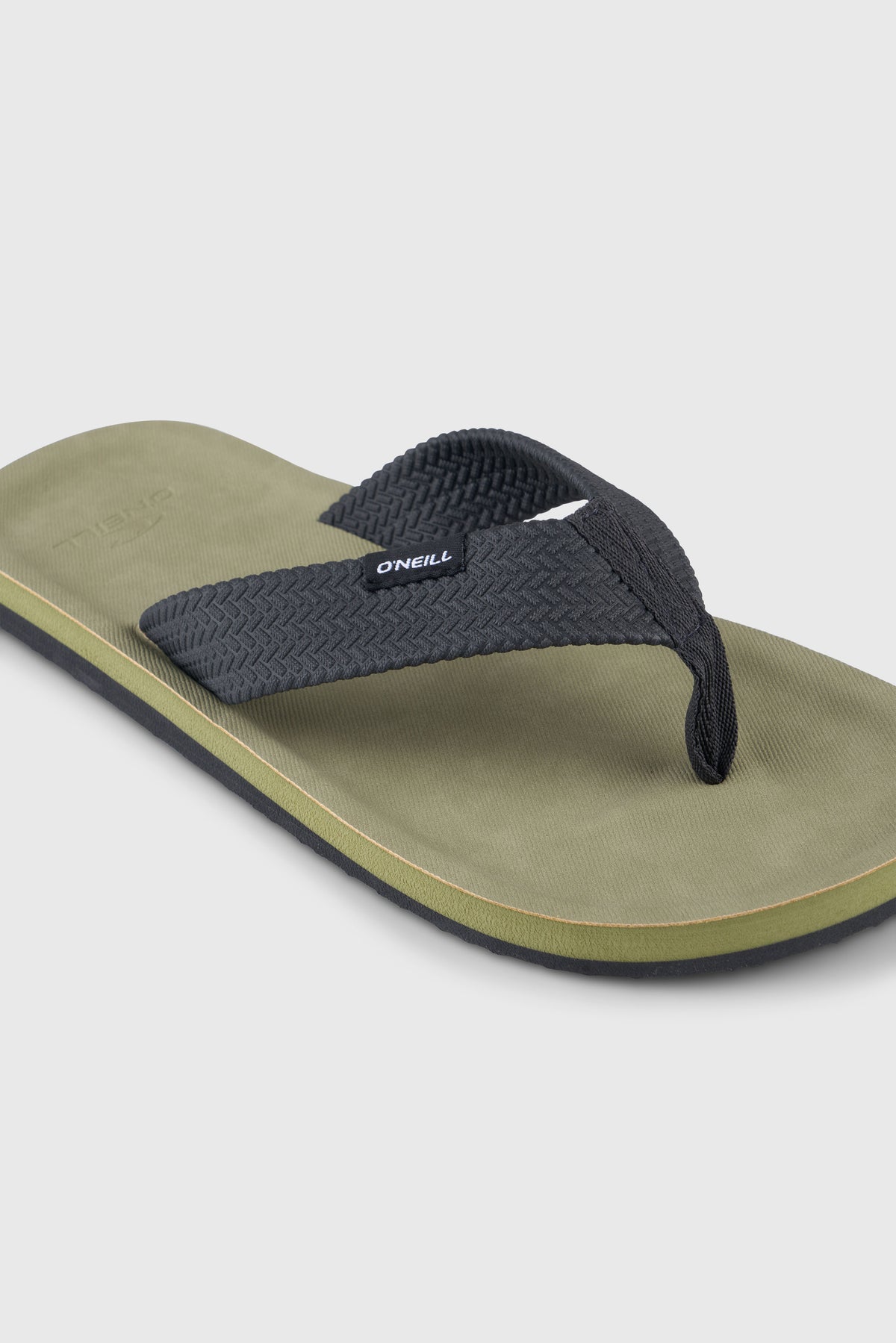 Chad slippers | Avery Fern