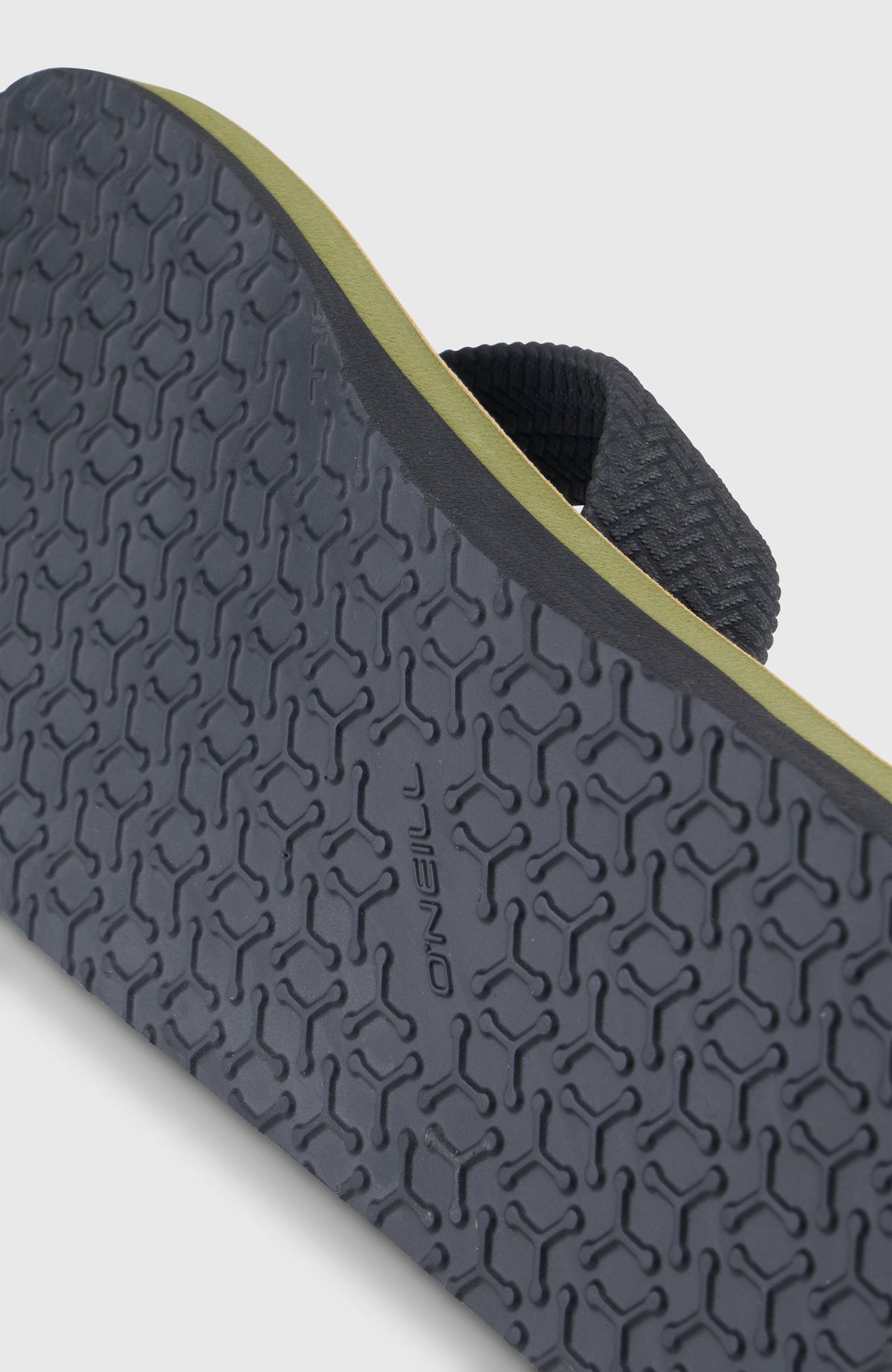 Chad slippers | Avery Fern