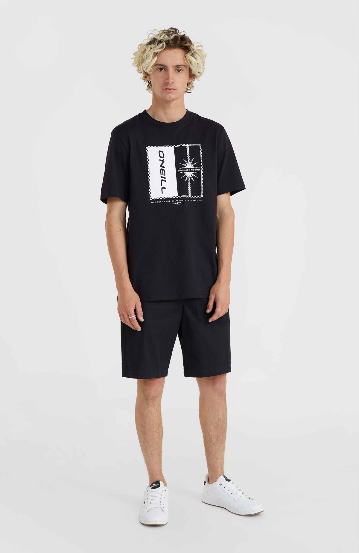 Essentials chinoshort | Raven