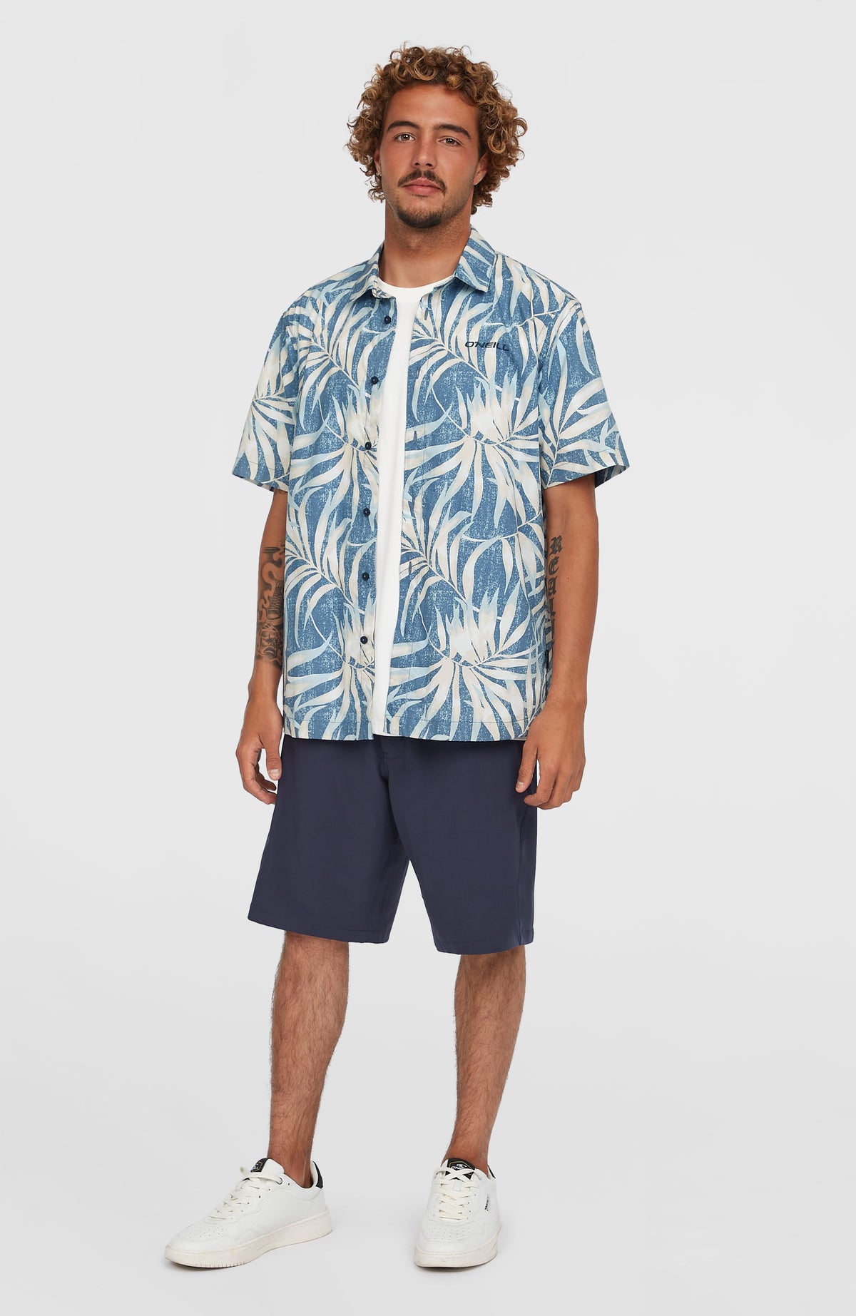 Hybrid Chino 19" short | Outer Space