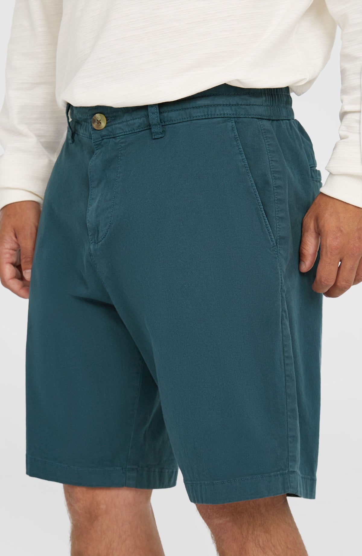 Essentials chinoshort | Alma Steel