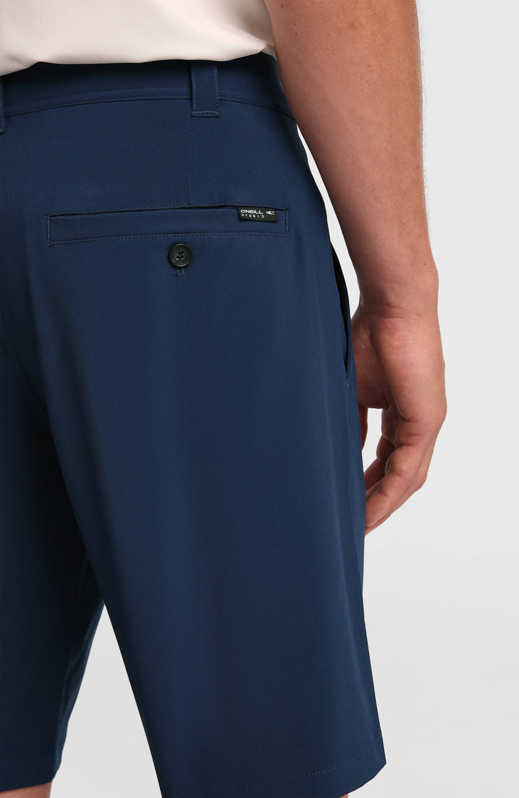 Hybrid 19" short | English Evening