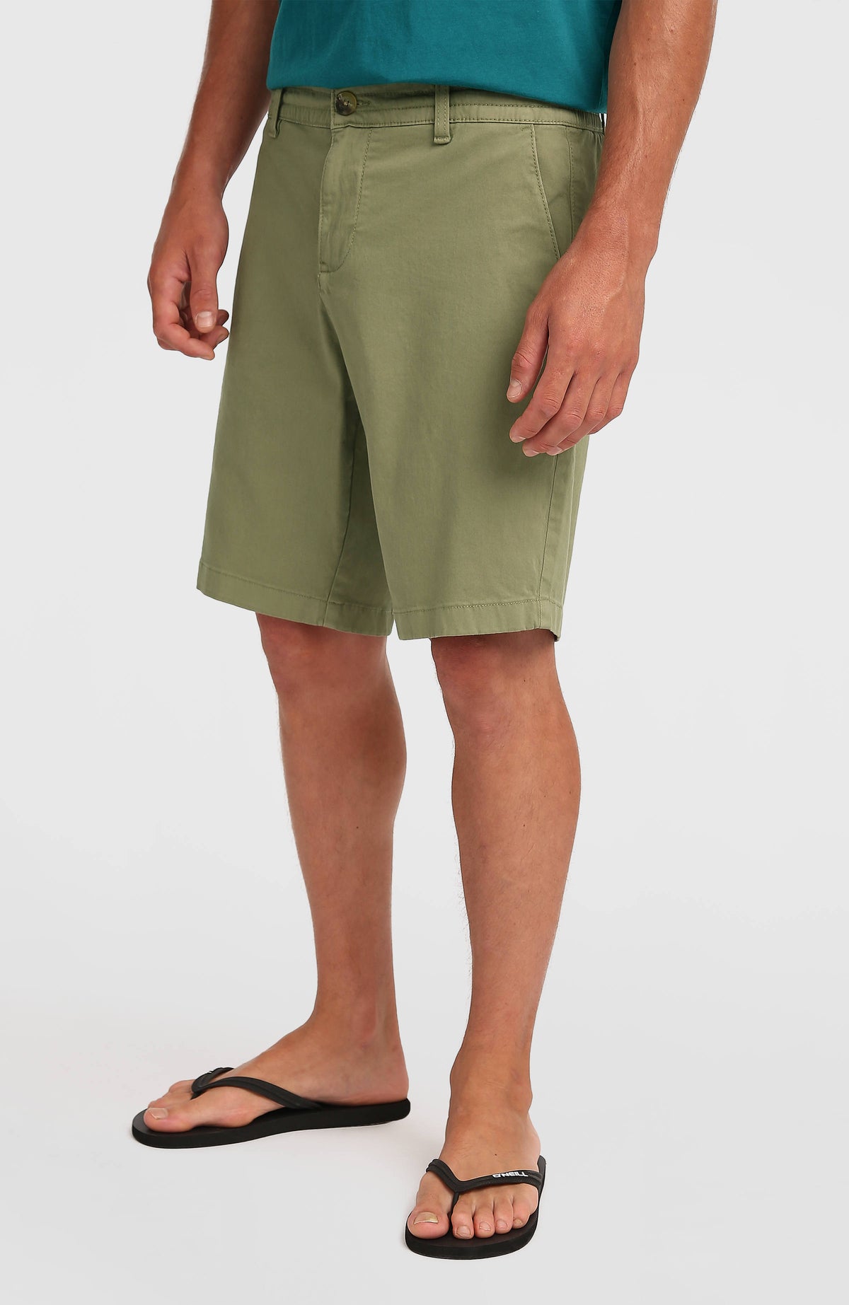 Essentials chinoshort | Avery Fern