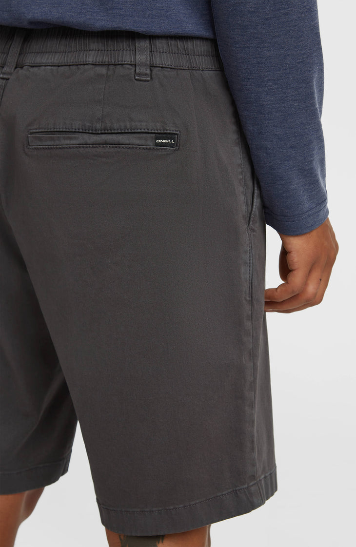 Essentials chinoshort | Raven