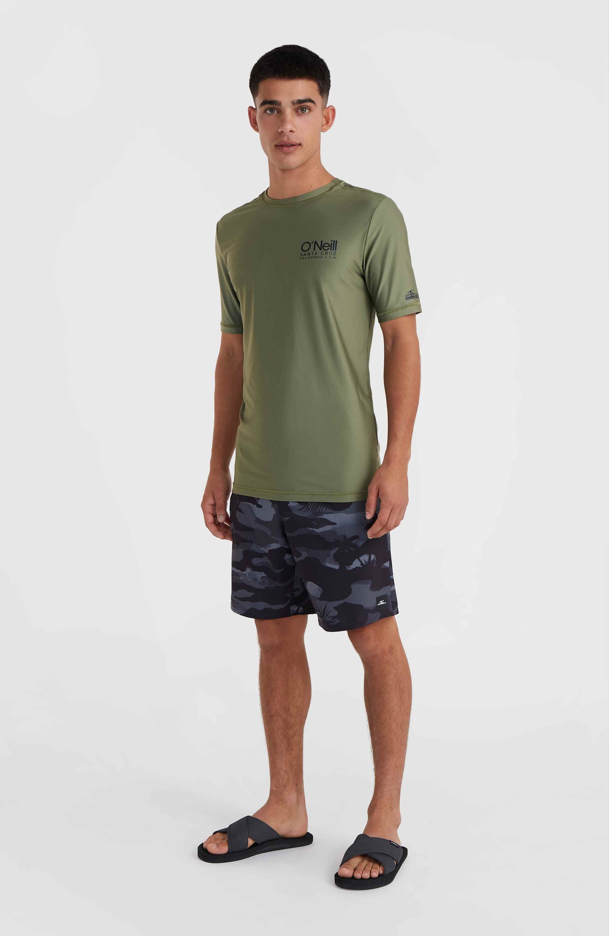 Essentials Cali shirt met korte mouwen | Deep Lichen Green