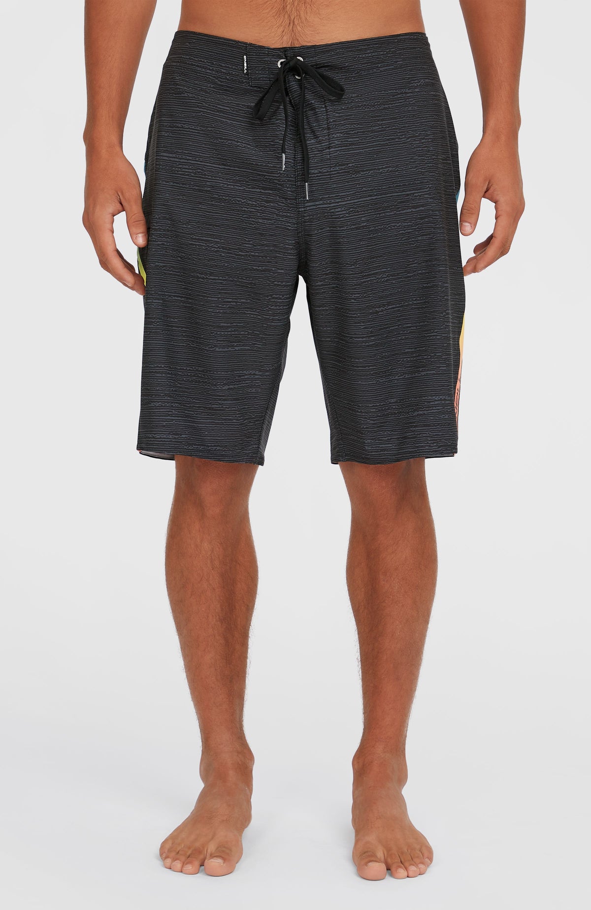 Superfreak Mysto 20'' boardshort | Black Multi Colour Panel