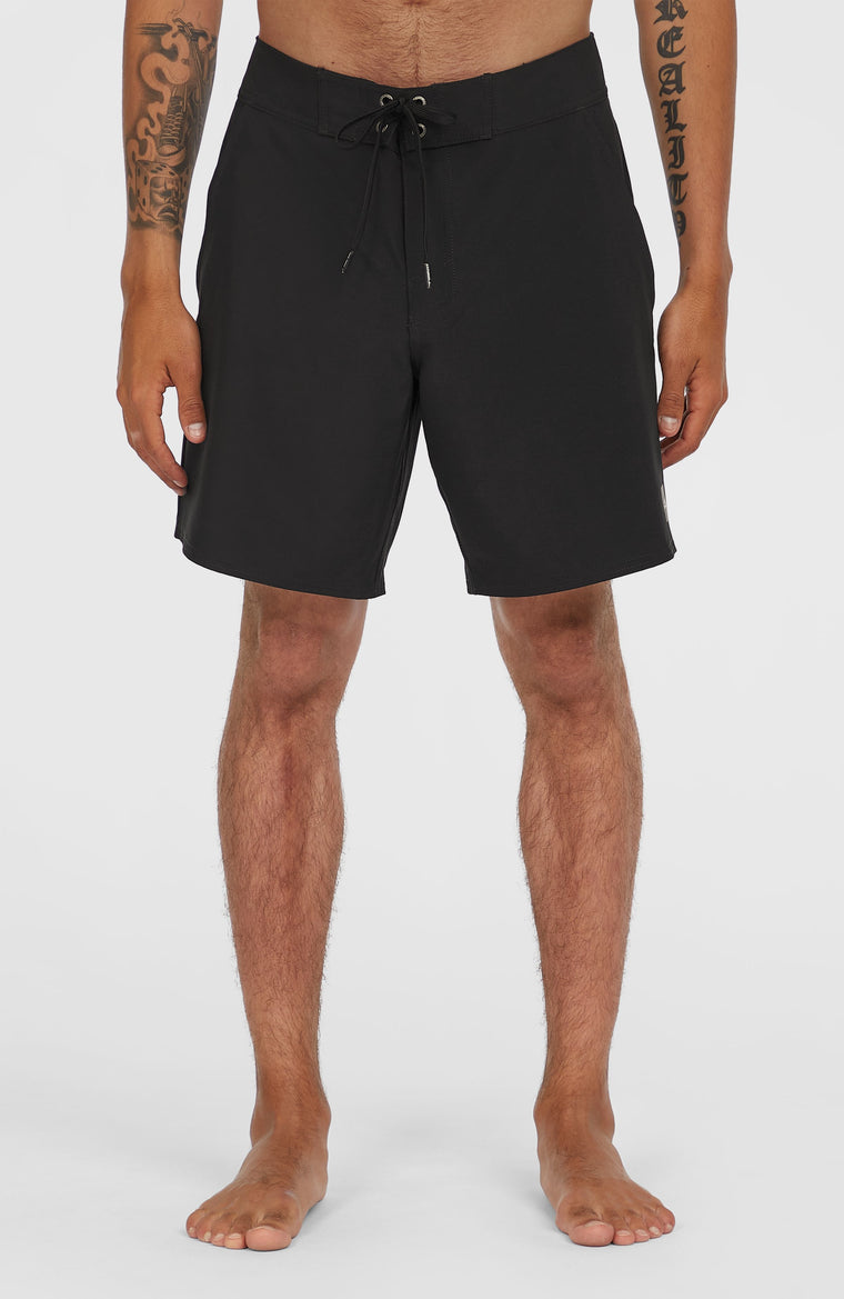 Solid 17'' boardshort | Black Out Solid 17'' boardshort | Black Out