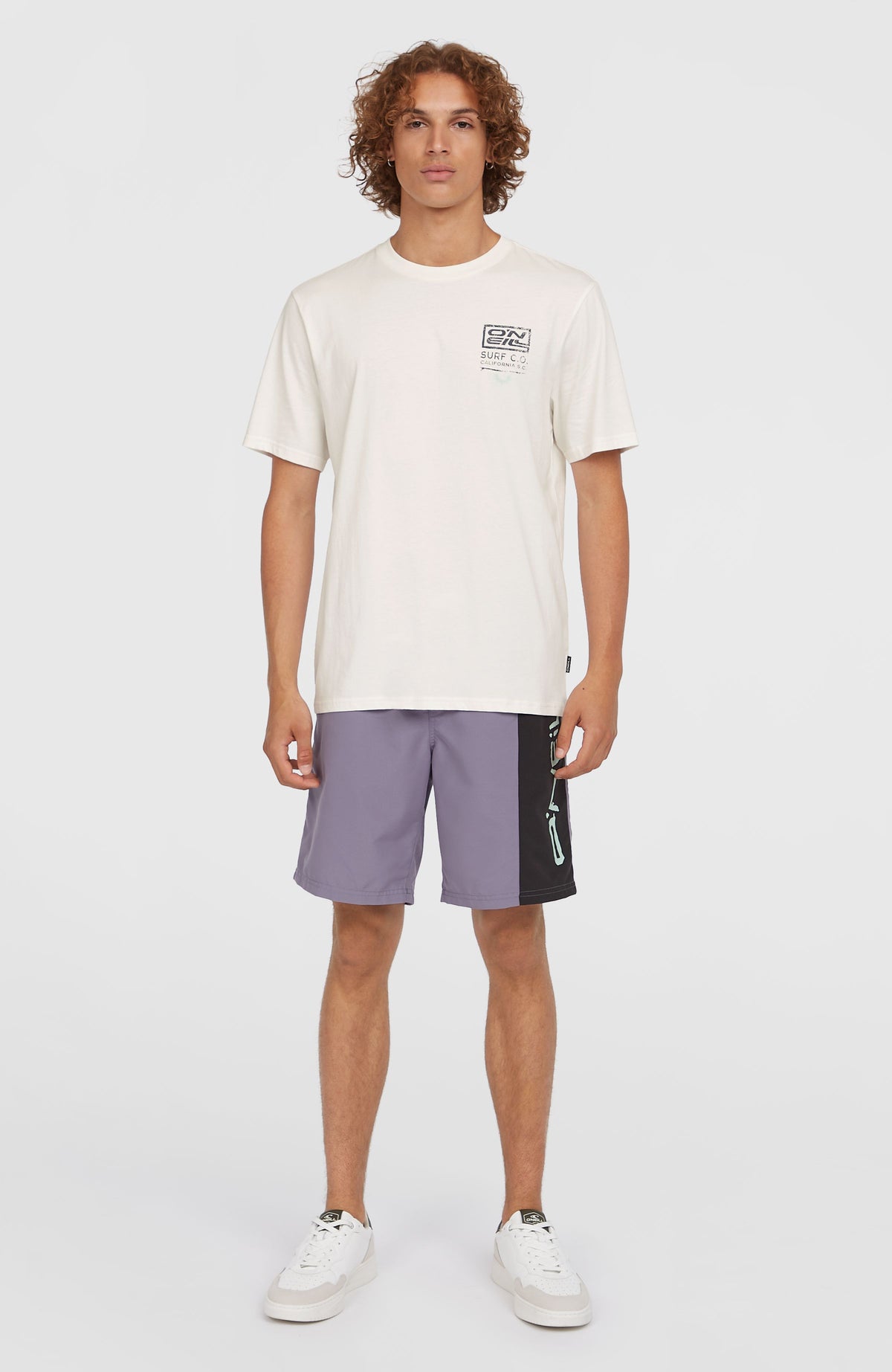 Retro Graphic T-shirt | Snow White