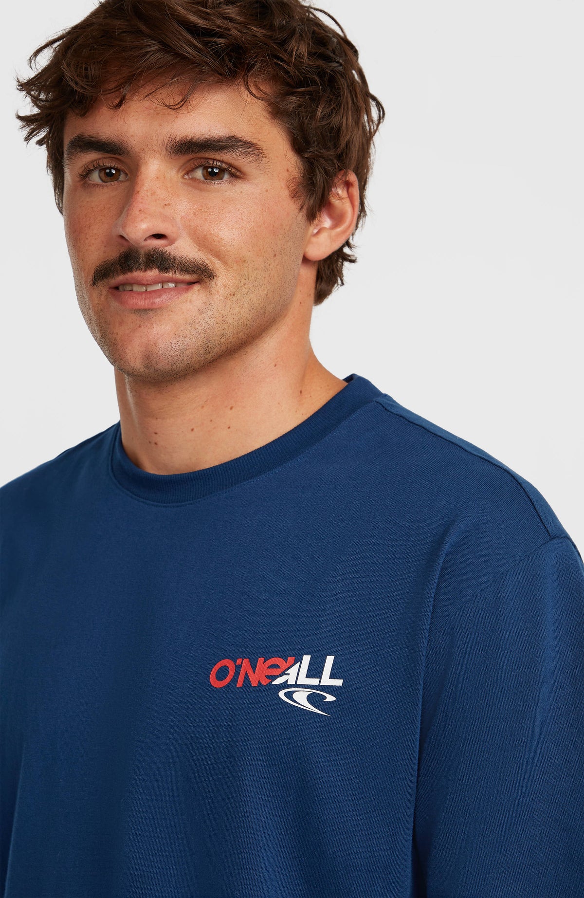 Essentials 90s Graphic T-shirt | English Evening