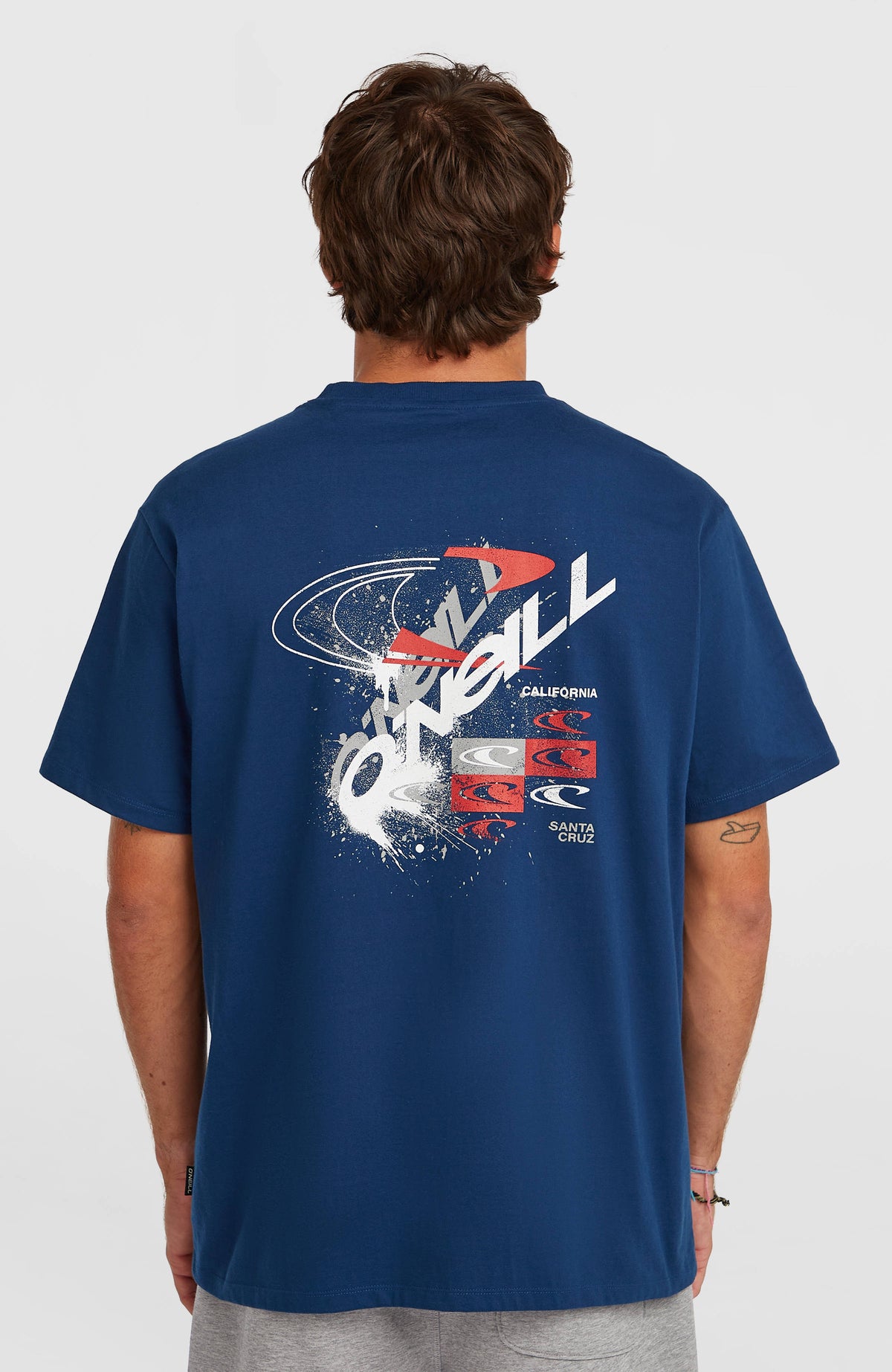 Essentials 90s Graphic T-shirt | English Evening