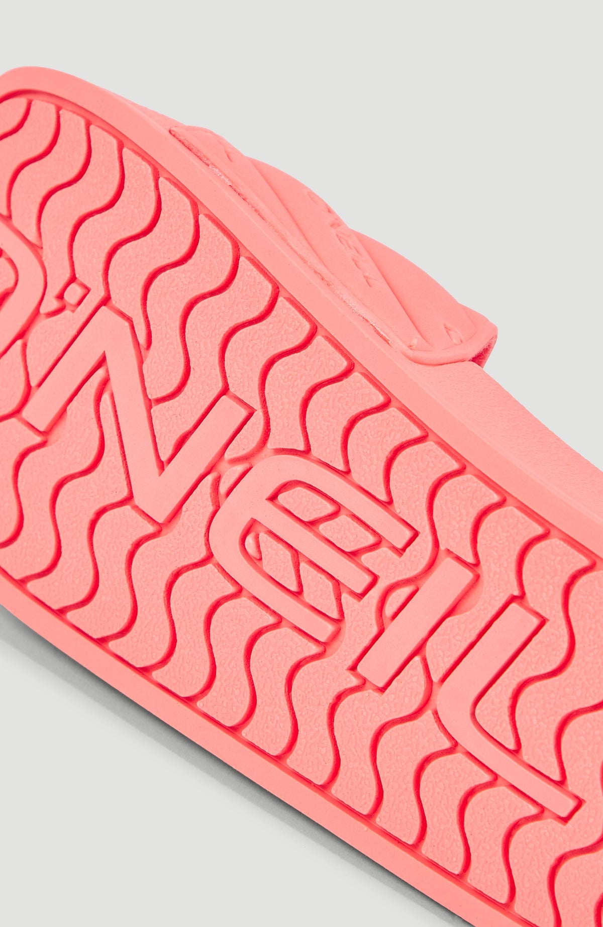 Rutile slippers | Rose Parade