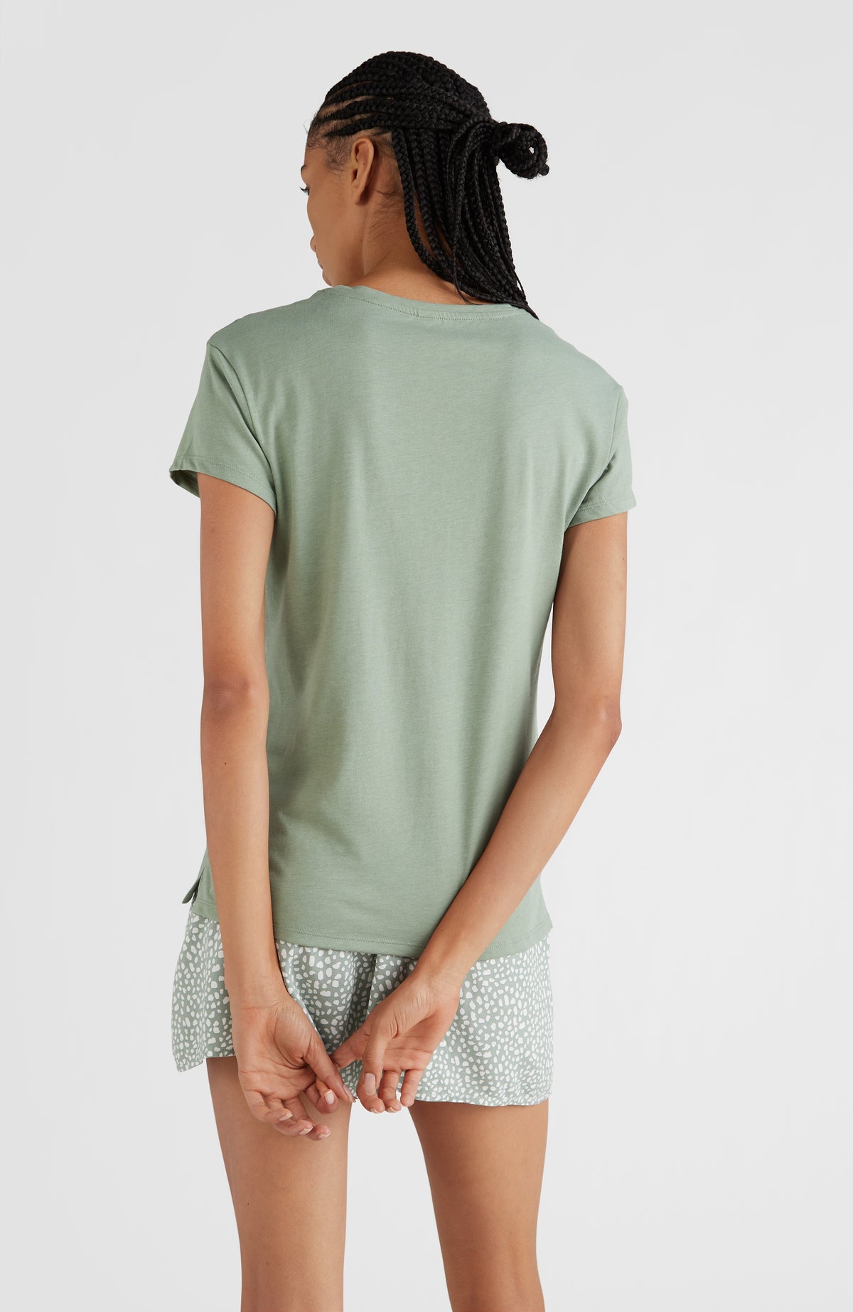 T-shirt Essentials | Lily Pad