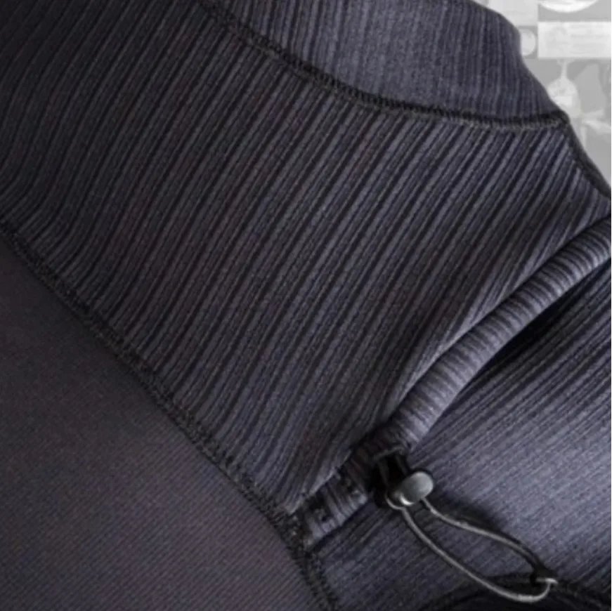 ZIPLESS: Lightweight Closure System Over a 360° Barrier with drain holes and Cinch Cord. Water tight seal with ease of entry and exit.