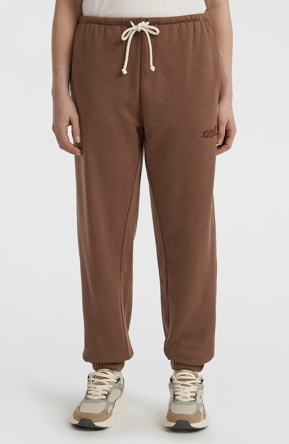 Essentials Script joggingbroek | Hazel Spice