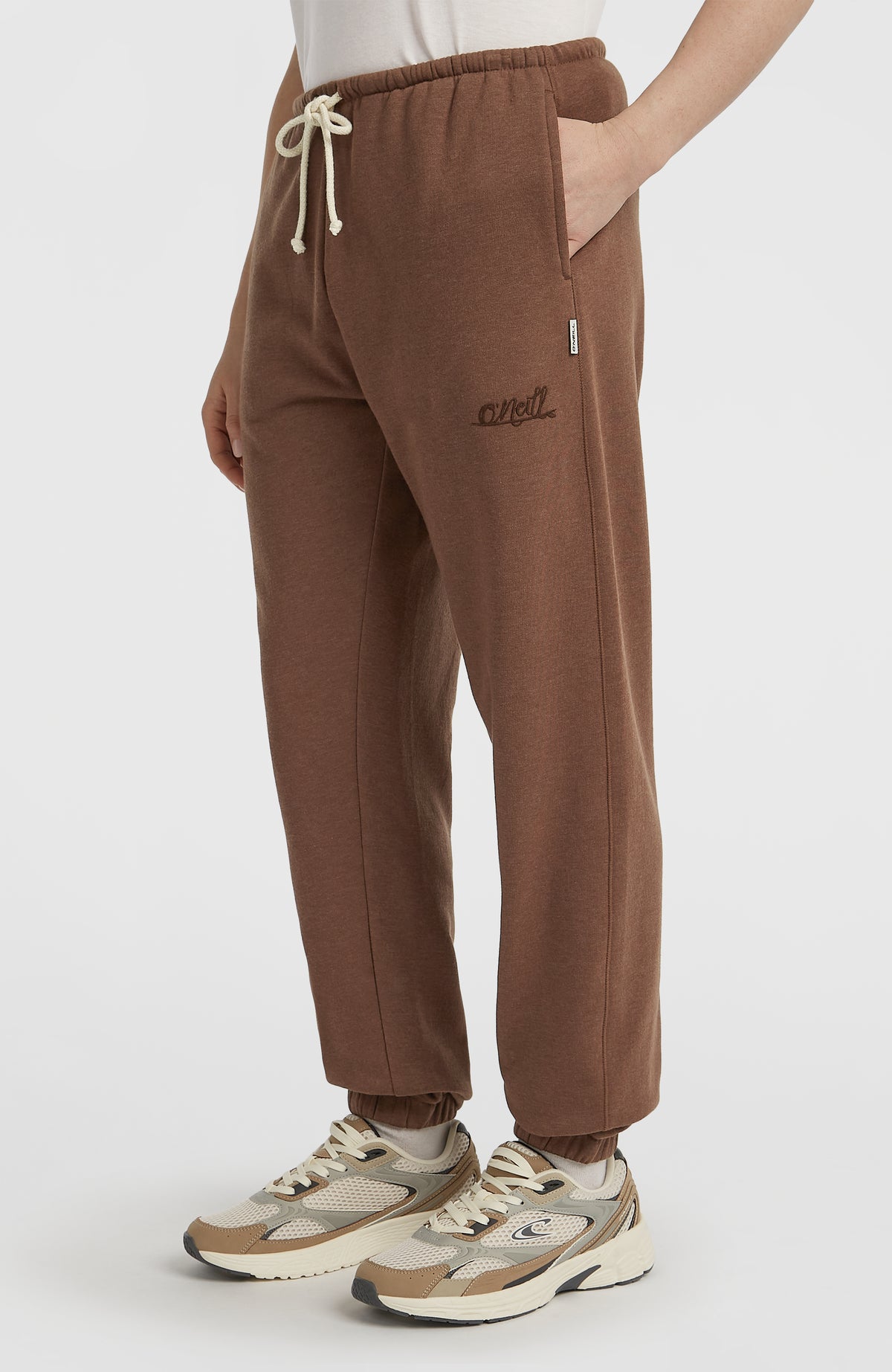 Essentials Script joggingbroek | Hazel Spice