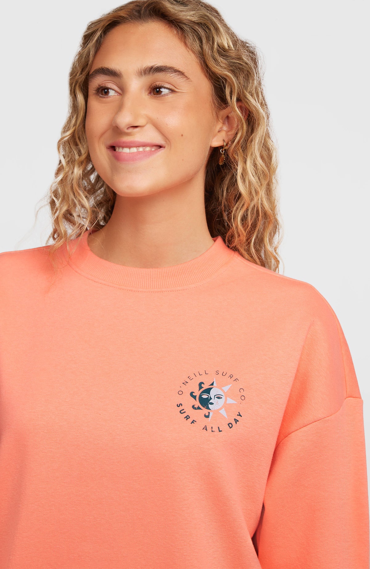 Summer Musthave Crewneck sweater | Funky Peach