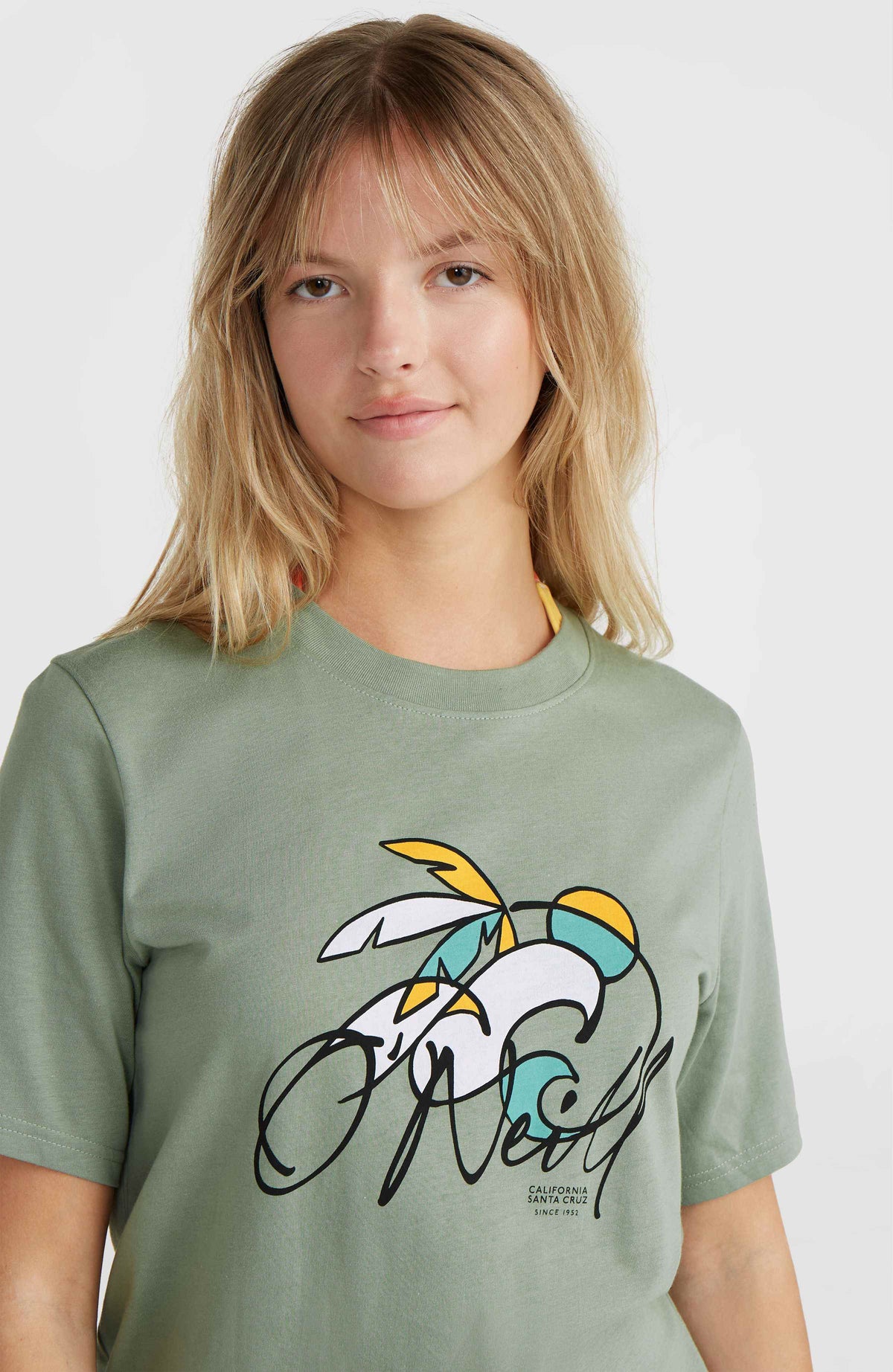Luano Graphic T-shirt | Lily Pad