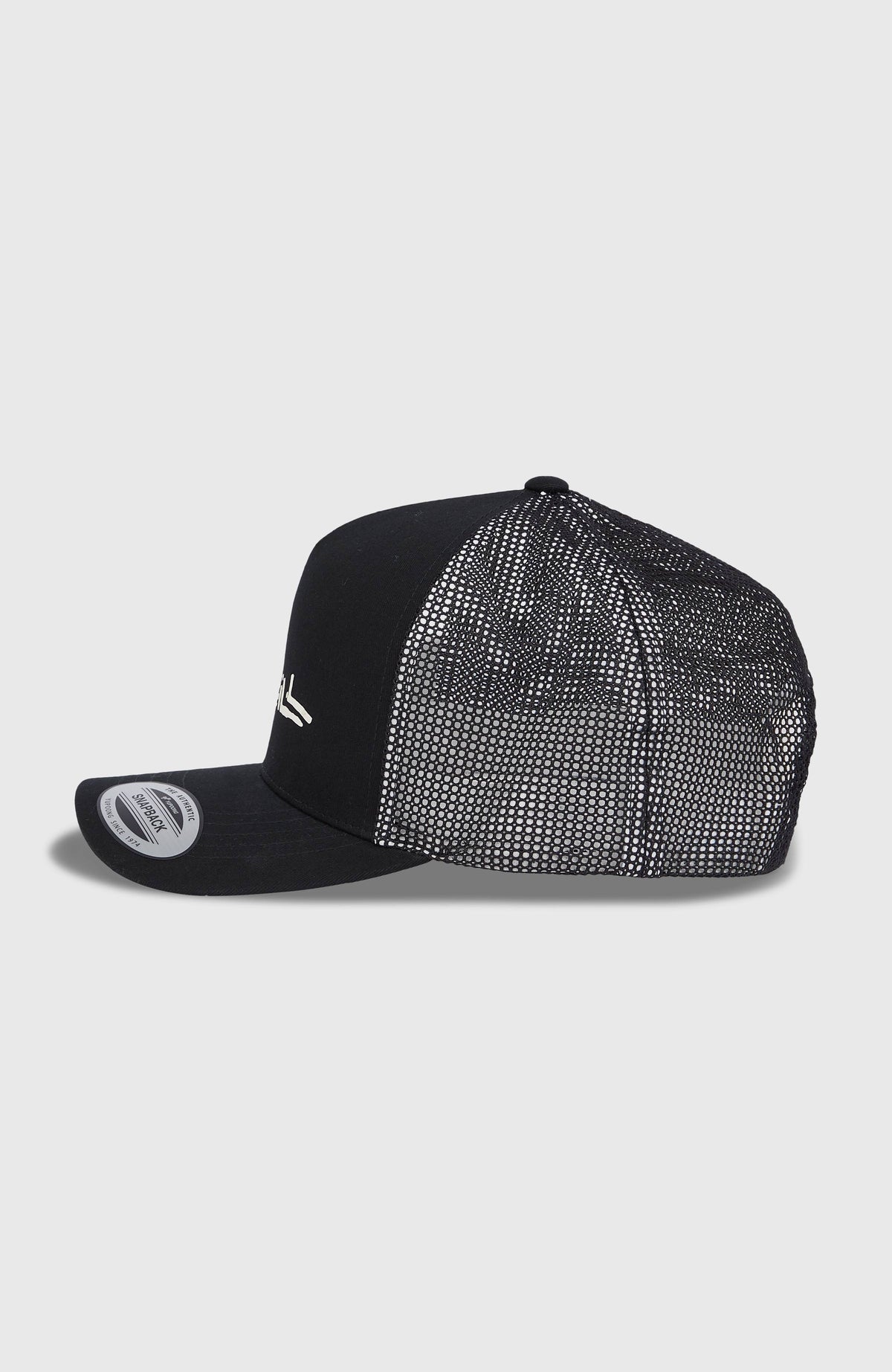 Truckerpet | Black Out