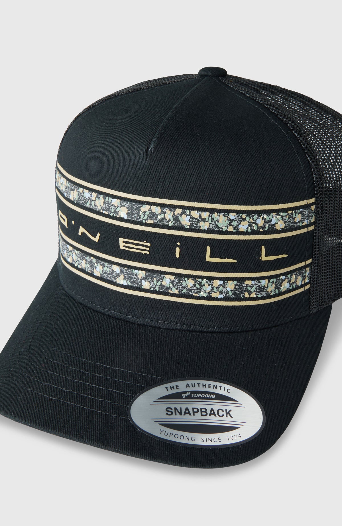O'Neill Flower truckerpet | Black Out