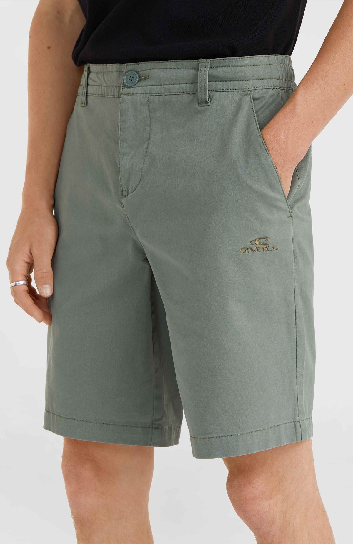Essentials chinoshort | Lily Pad