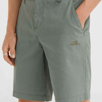 Essentials chinoshort | Lily Pad