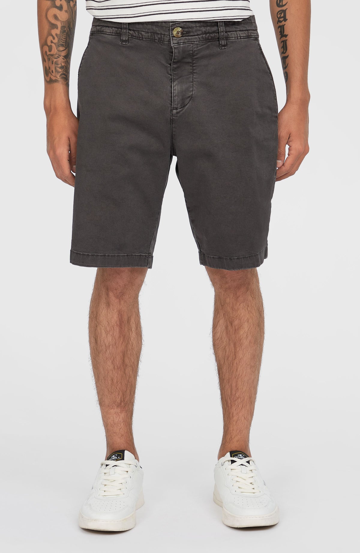 Essentials chinoshort | Raven