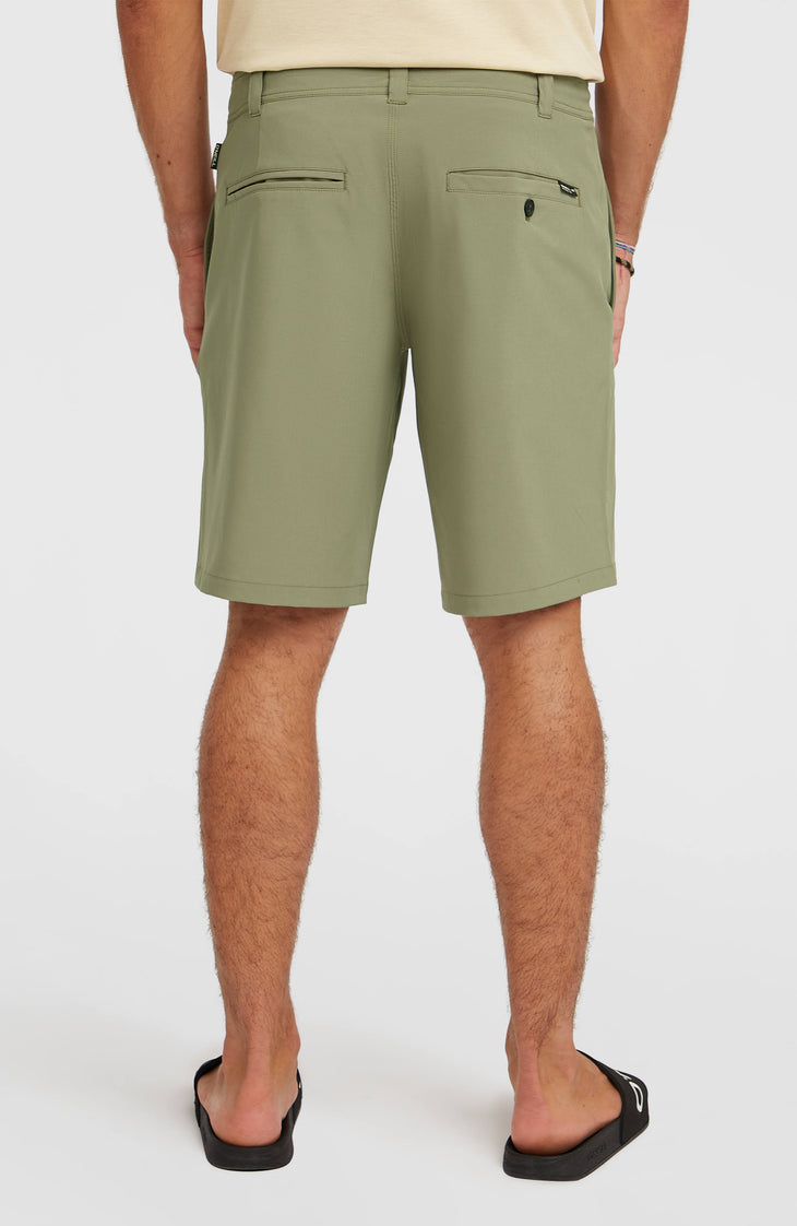 Hybrid 19" short | Avery Fern