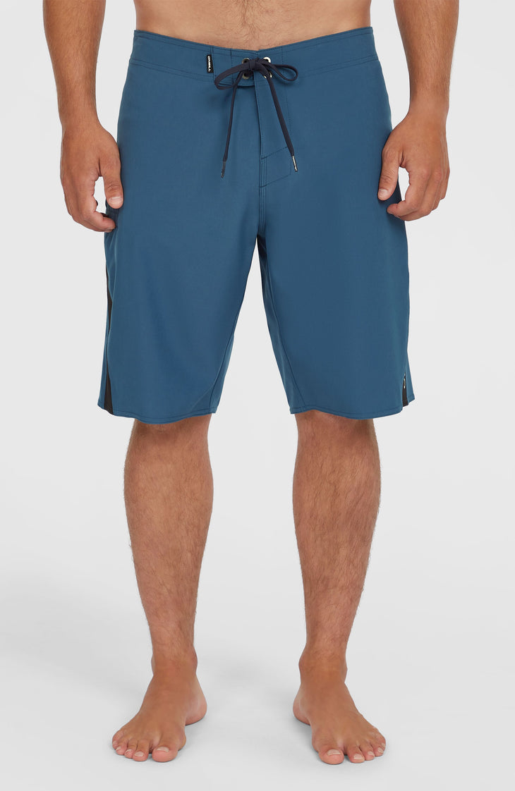 Superfreak Solid 21'' boardshort | Indigo Colour Block