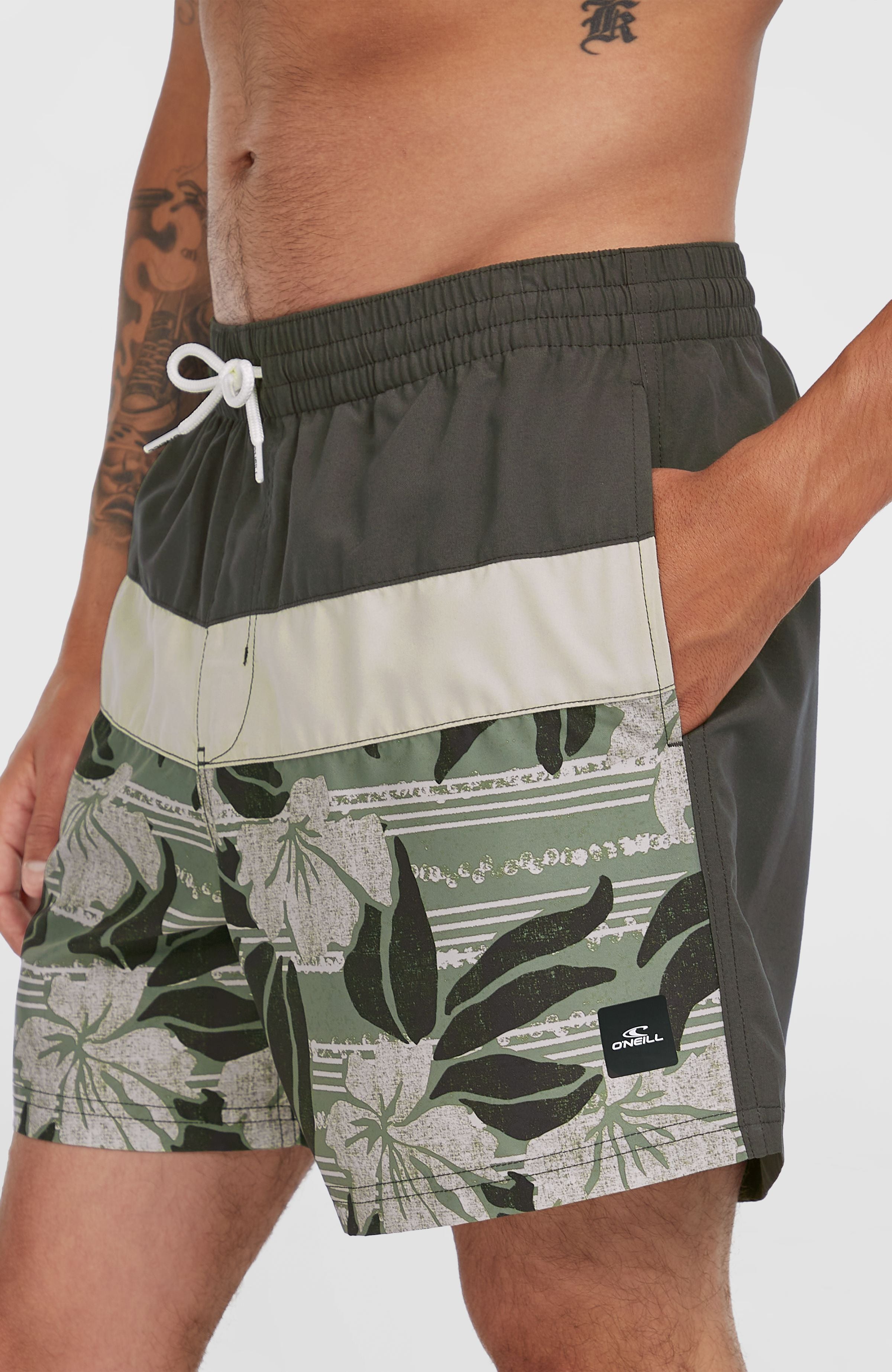 Cali Block 15'' zwembroek | Green Dusty Flower – O'Neill