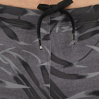 Essentials Floral zwemboxer | Black Dipped Leaves