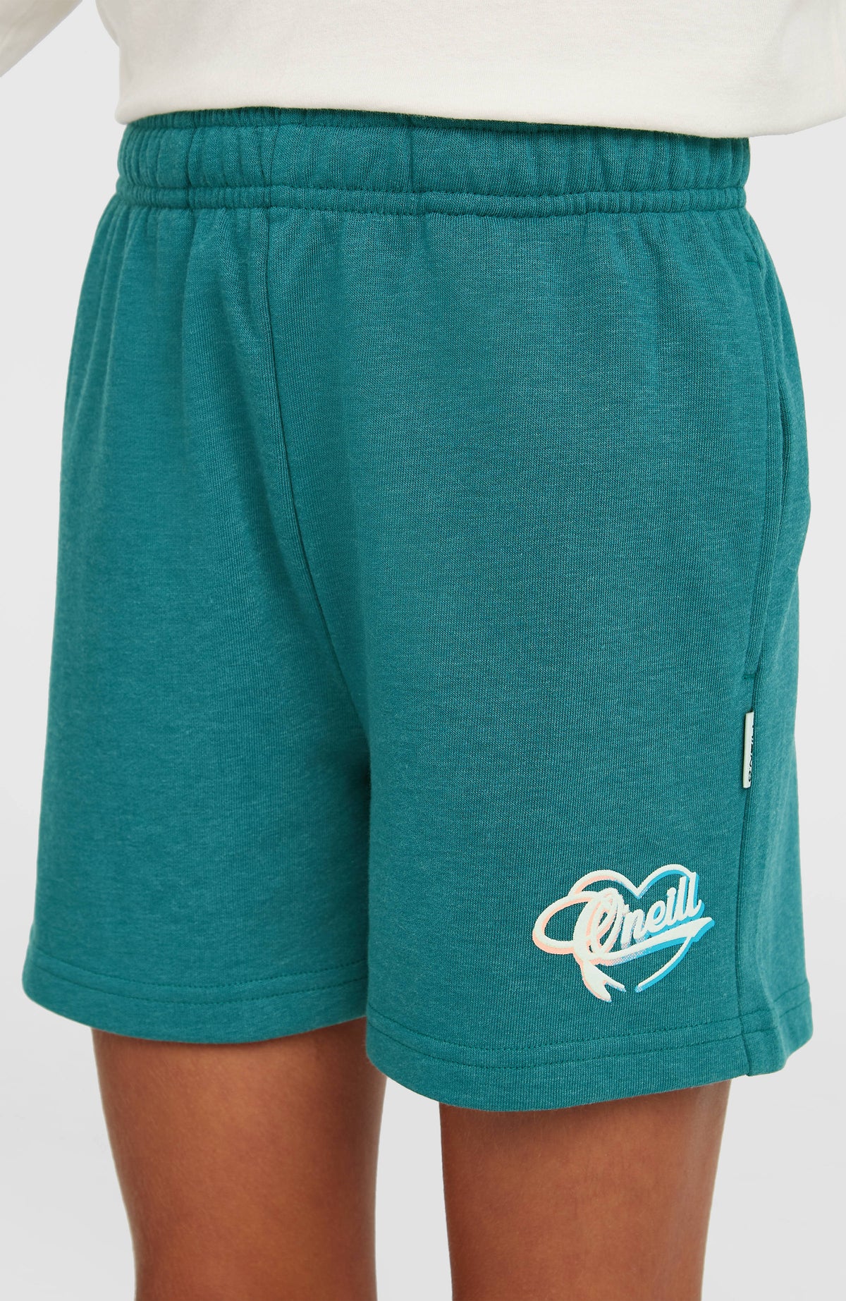 Essentials Script sweatshort | Botanical Heat