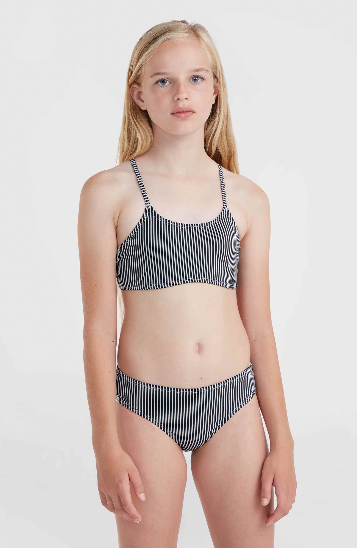 Essentials bikiniset | Black Simple Stripe