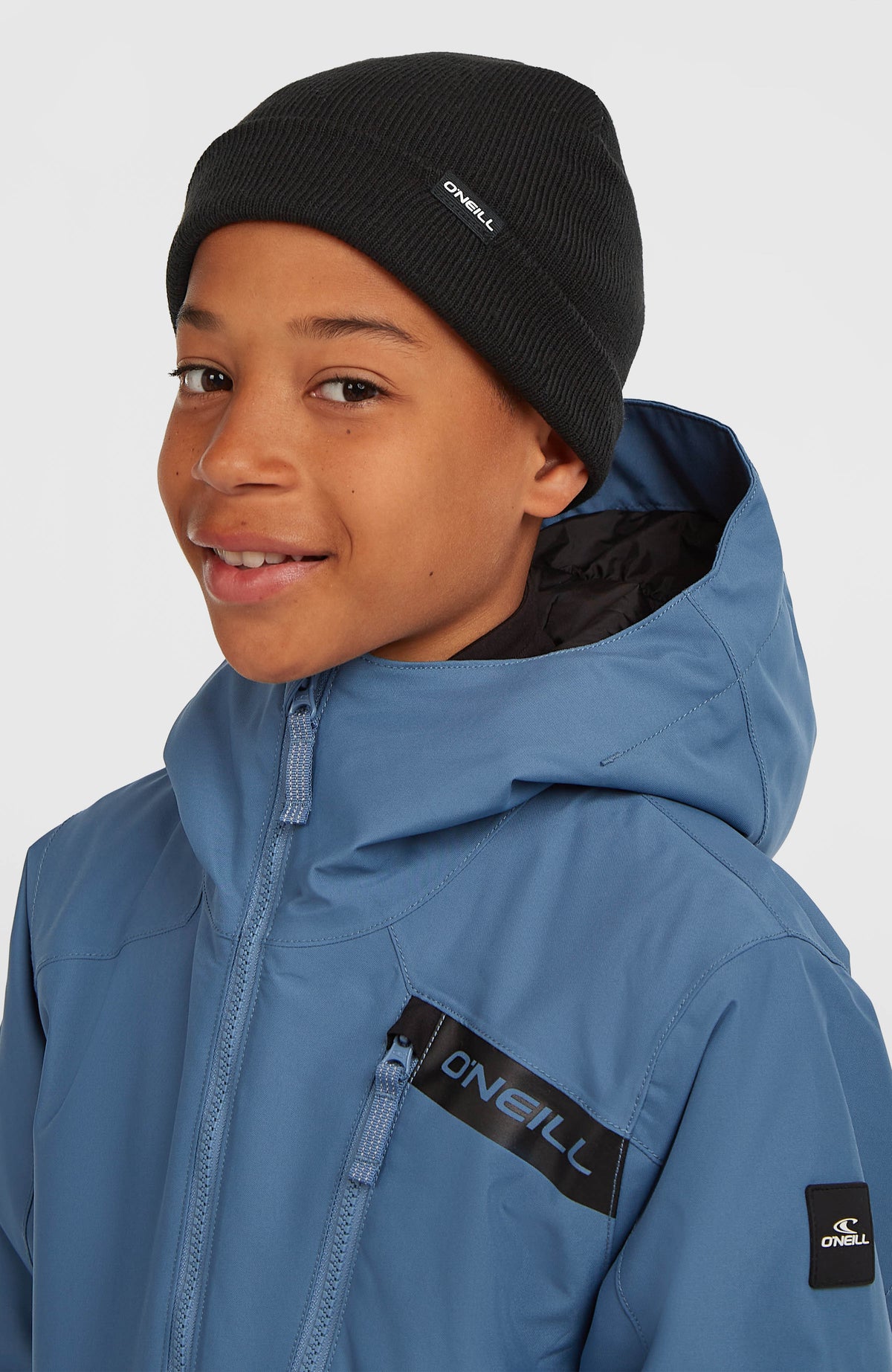 Dolomite muts | Black Out