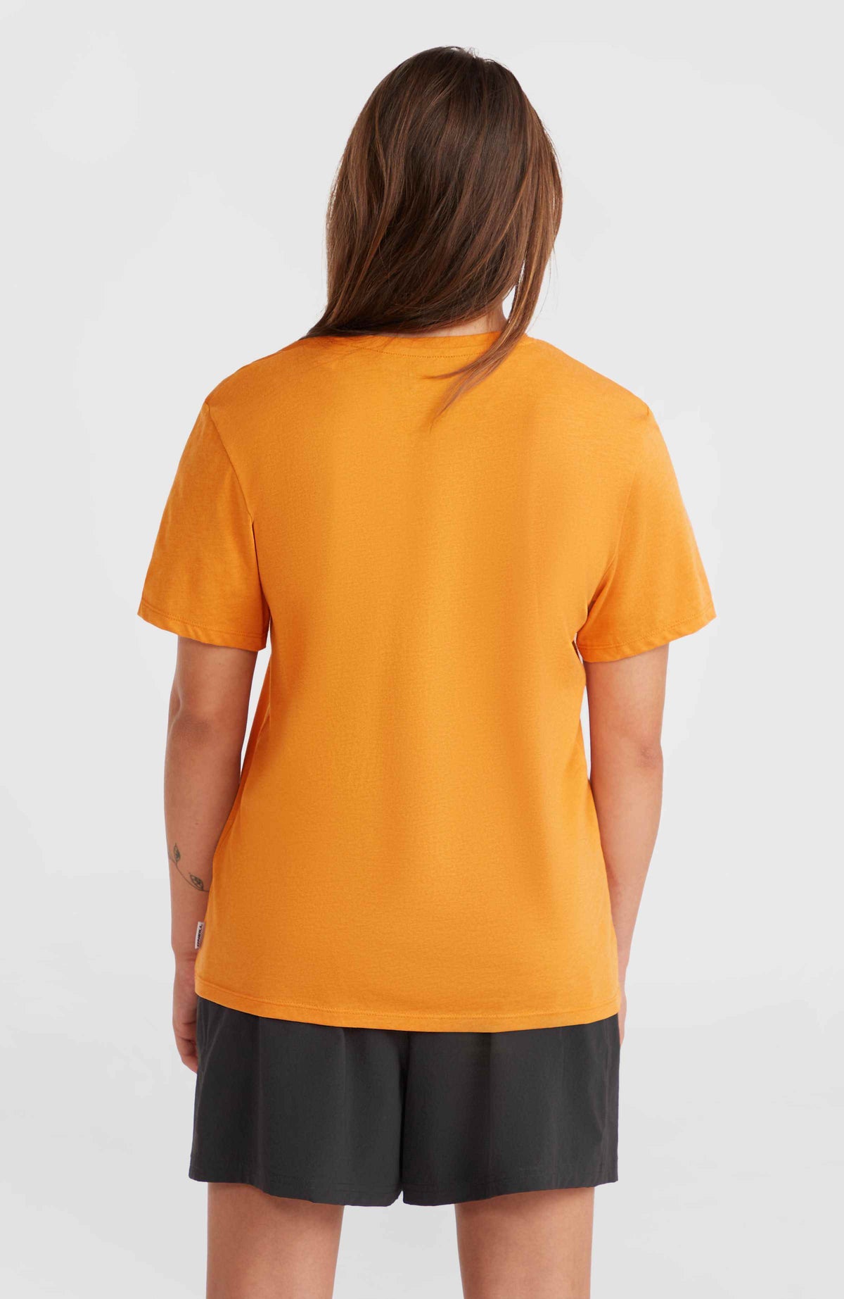 T-shirt Essentials met V-hals | Nugget