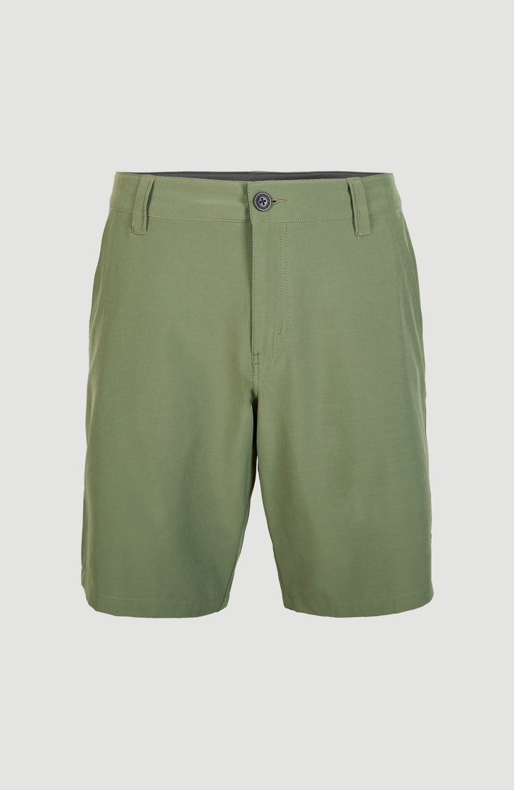 Short Hybrid Chino | Deep Lichen Green
