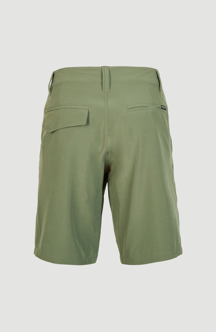Short Hybrid Chino | Deep Lichen Green