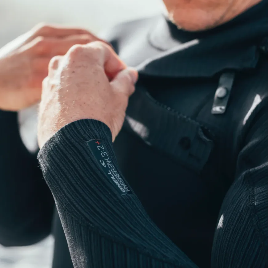 F.U.Z.E. (CHEST) ZIP